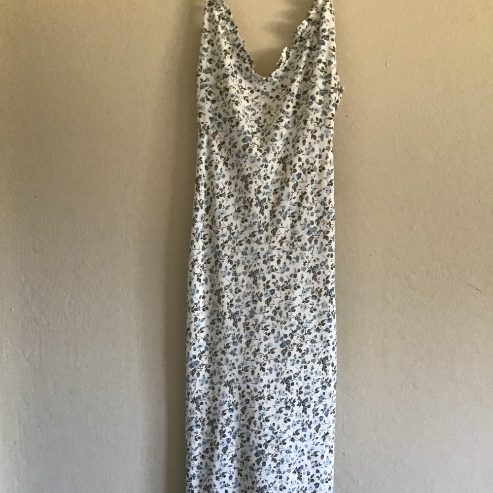 Satin Midi dress - Picture 3 of 4